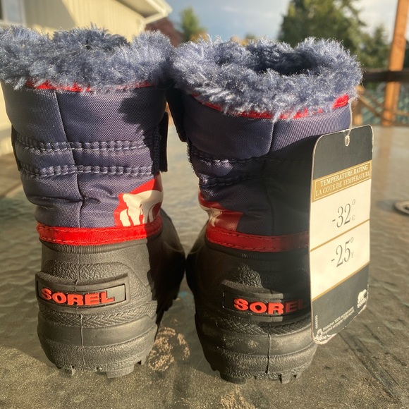 SOREL toddler snow boots size 4 - Picture 2 of 5